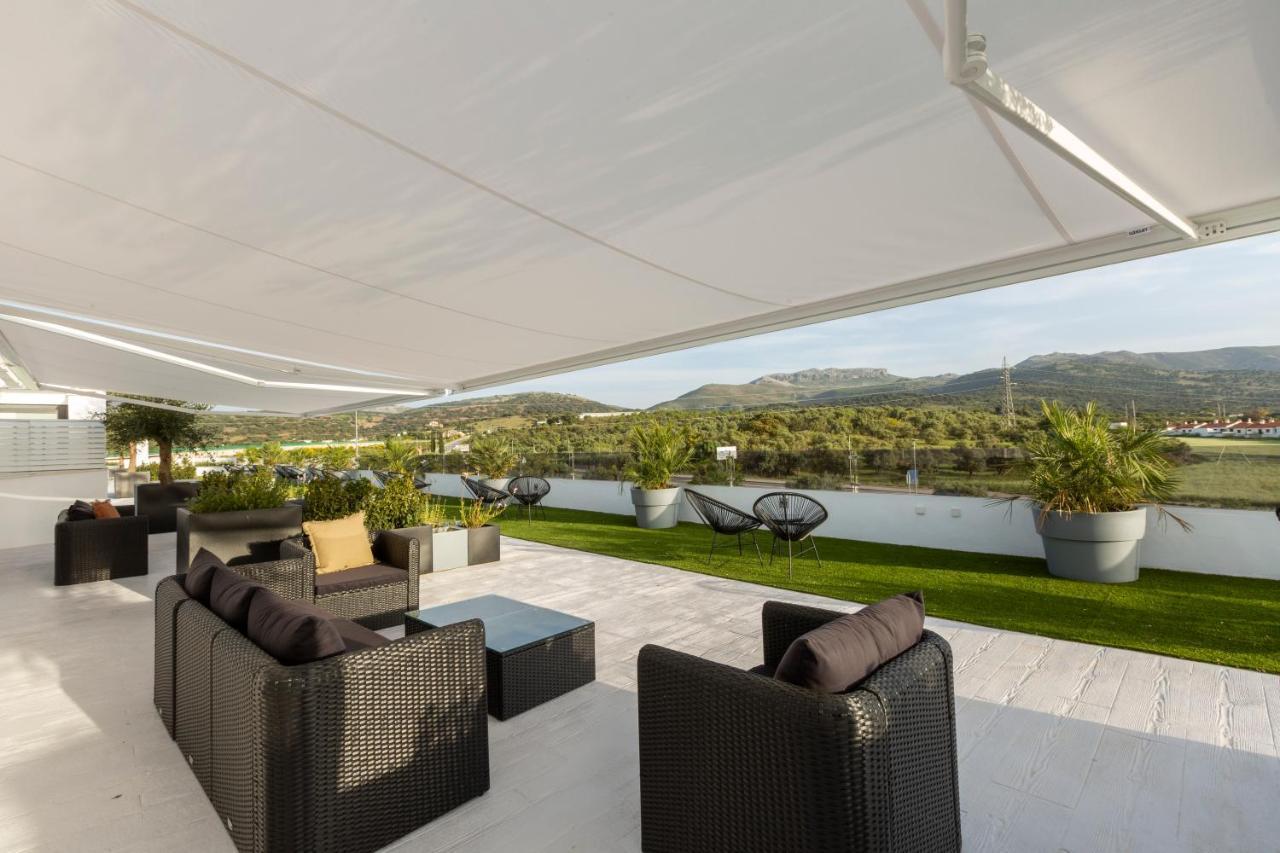 Apartamentos Martalia Arenal Ronda Eksteriør billede