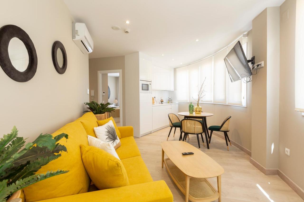 Apartamentos Martalia Arenal Ronda Eksteriør billede