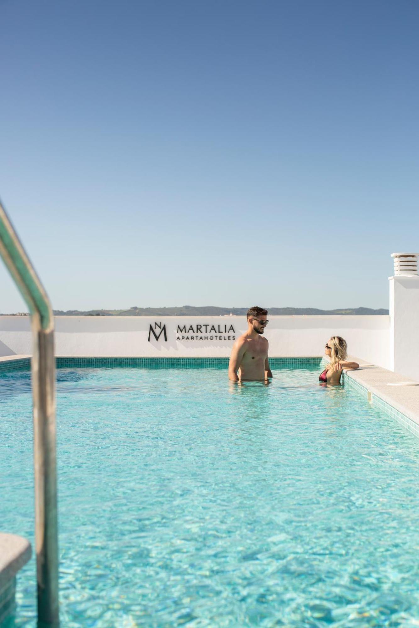 Apartamentos Martalia Arenal Ronda Eksteriør billede